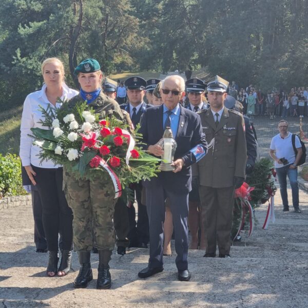 Uroczystość ku czci poległych i pomordowanych w okresie II Wojny Światowej