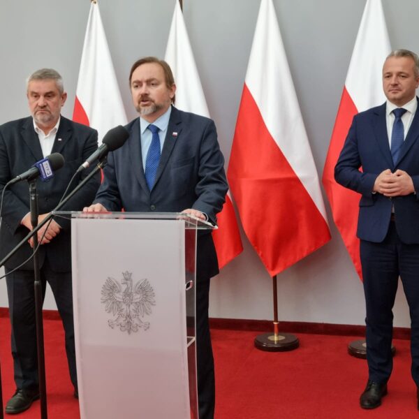 Konferencja w Kujawsko-Pomorskim Urzędzie Wojewódzkim - Rządowy Program Inwestycji Strategicznych.